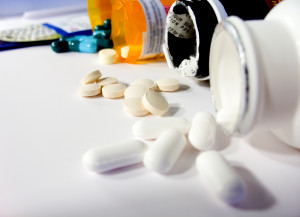 remédios em pílulas de uma farmácia de medicamento manipulado